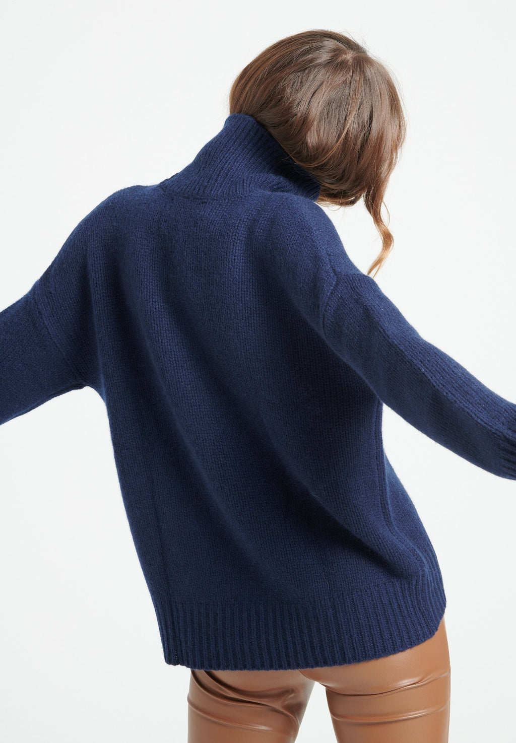 MIA 9 10-thread cashmere funnel neck sweater navy blue