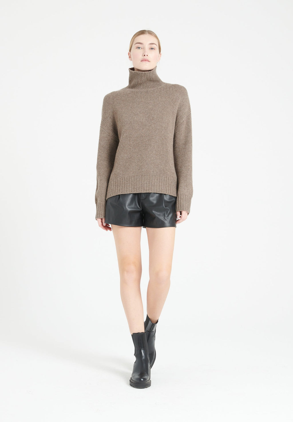 MIA 9 10-thread cashmere chimney-neck sweater in taupe