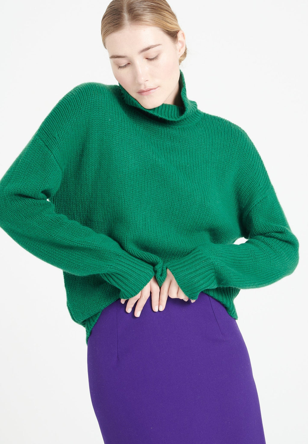 MIA 9 10-thread cashmere chimney-neck sweater emerald green