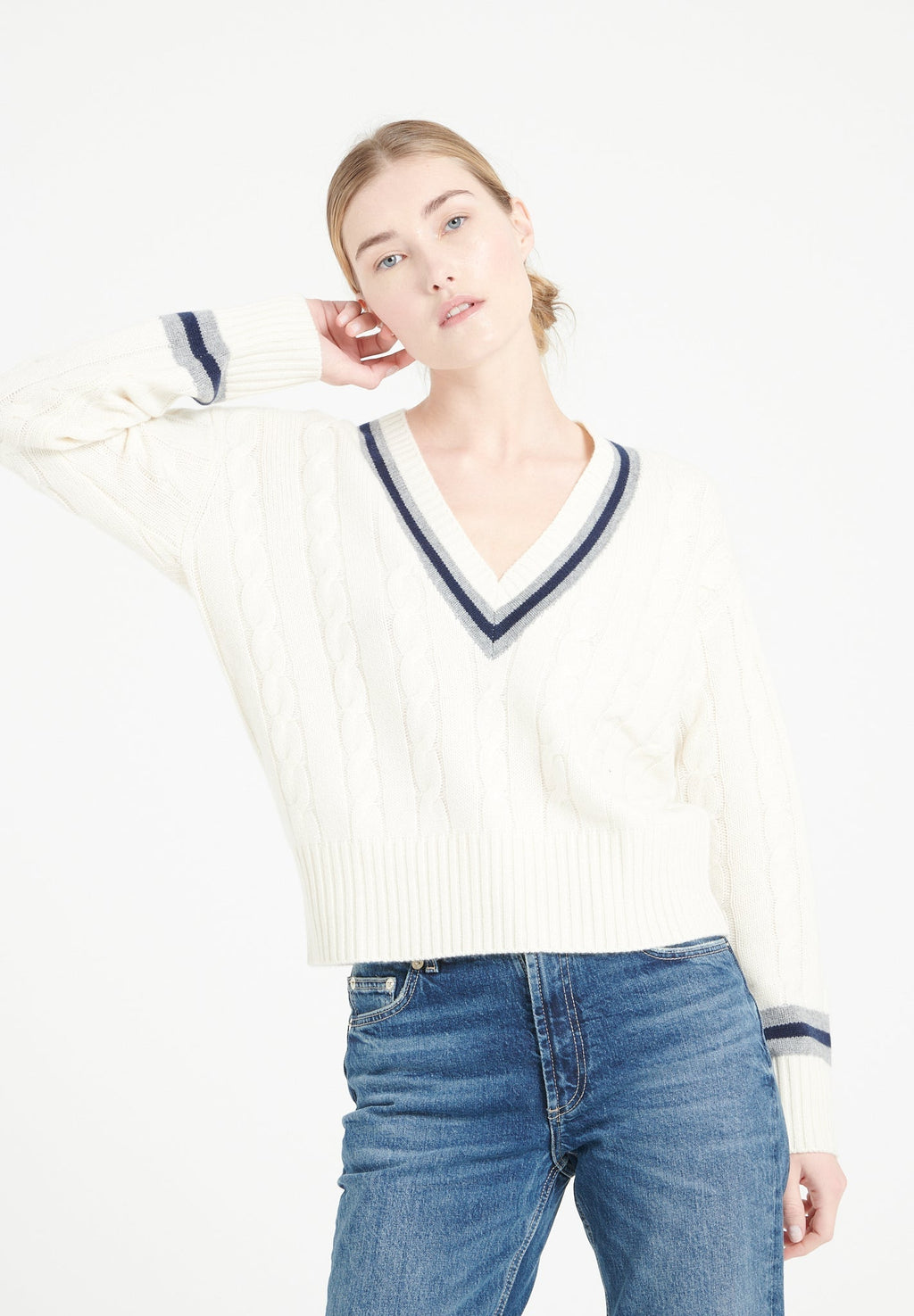 MIA 10 Cashmere V-neck sweater, 6-thread cable knit, ecru white