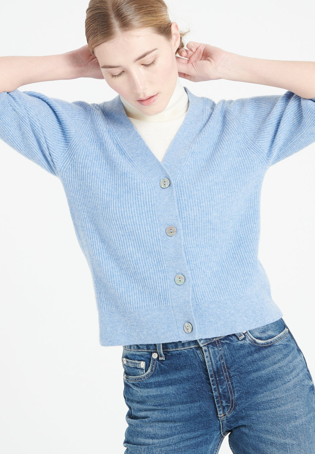 MIA 13 V-neck cashmere cardigan short-sleeved rib knit light blue