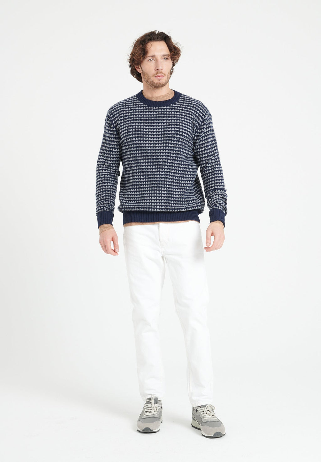 ZACH 3 Round-neck cashmere sweater with 4-thread jacquard pattern in two colors