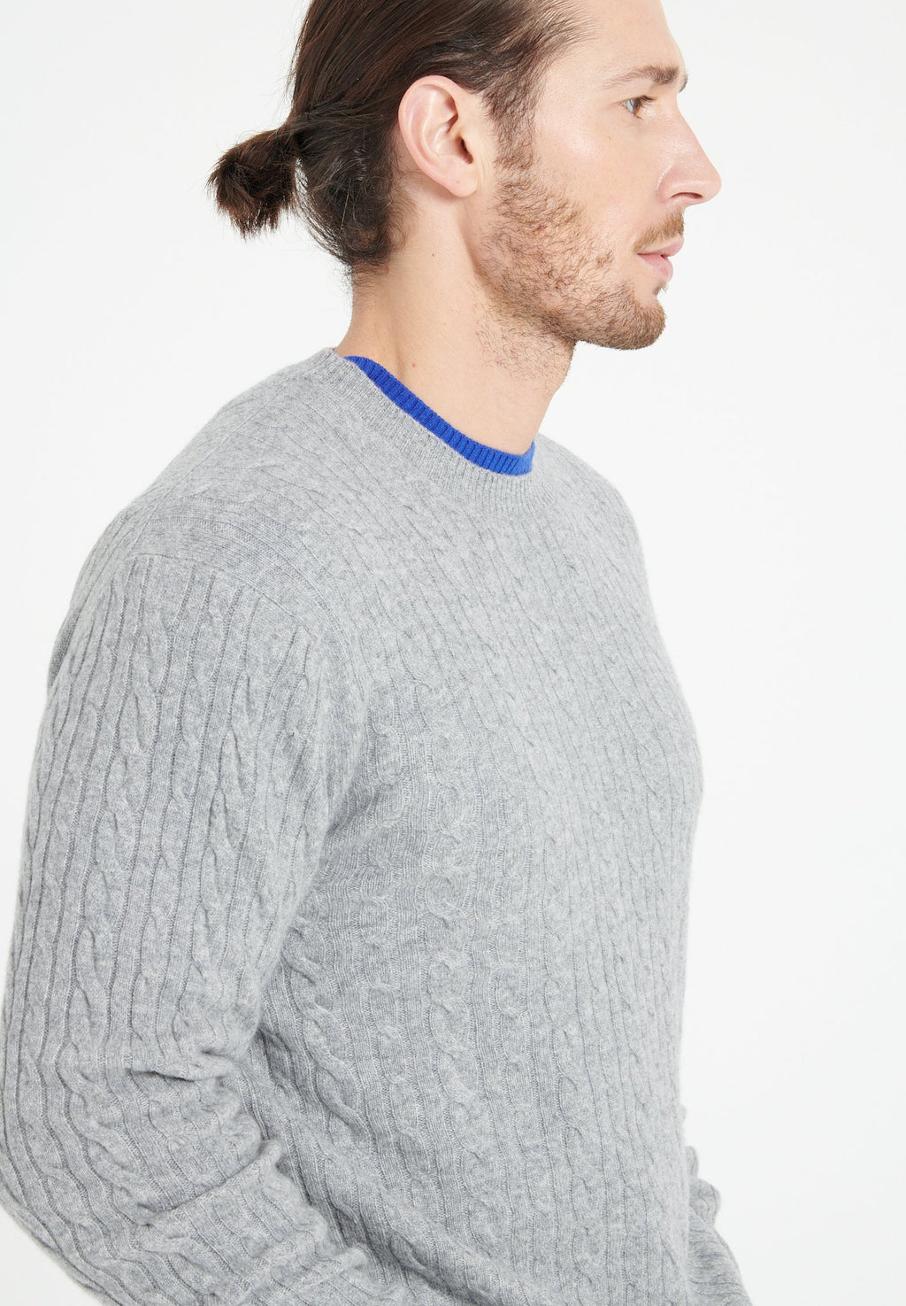 ZACH 5 Round-neck cashmere cable-knit sweater light grey