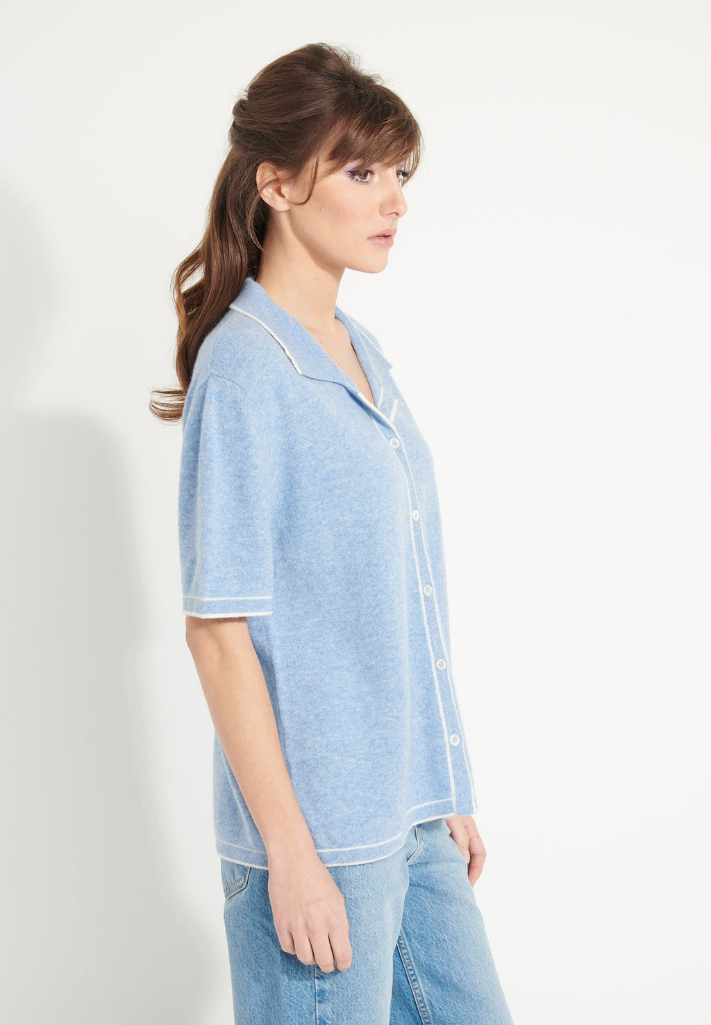 AVA 2 Light blue oversized cashmere blouse