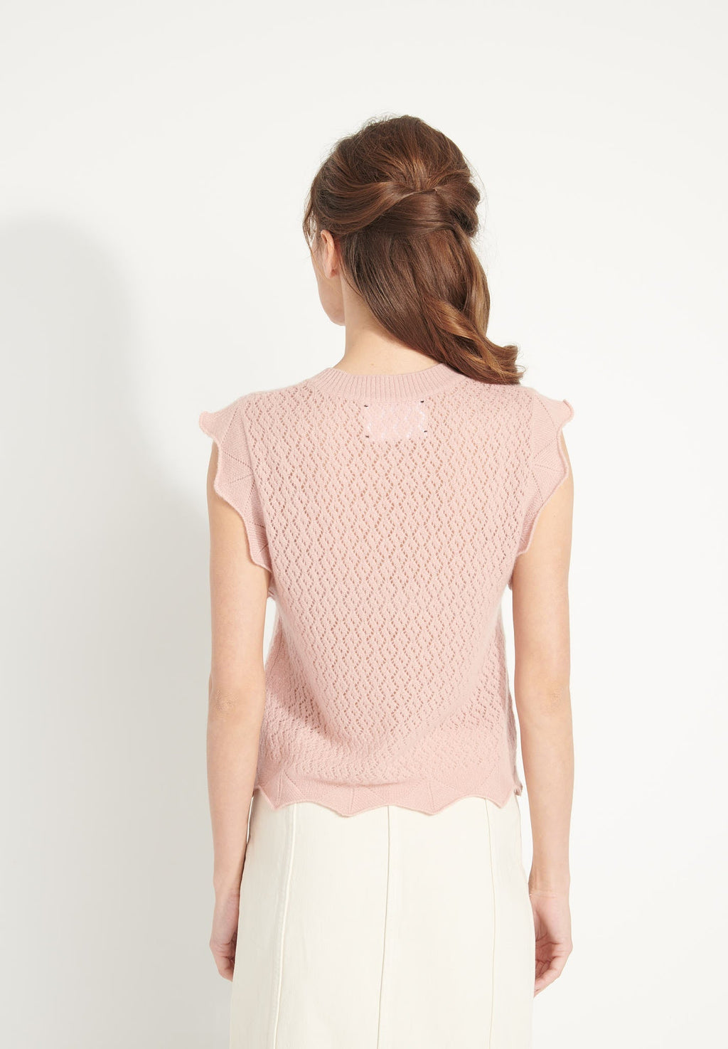 AVA 3 Fancy sleeveless cashmere top in powder pink