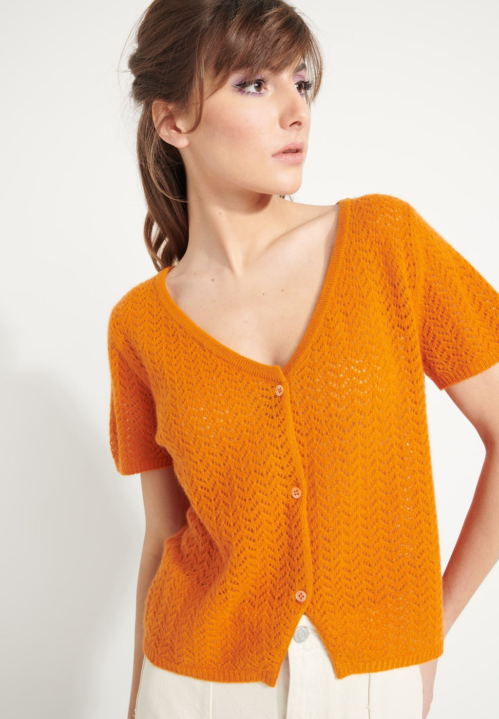 AVA 5 Short cashmere cardigan with pumpkin orange buttons