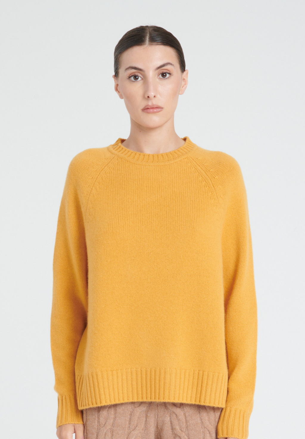 ZAYA 7 6-thread-count cashmere sweater with raglan sleeves in mustard yellow