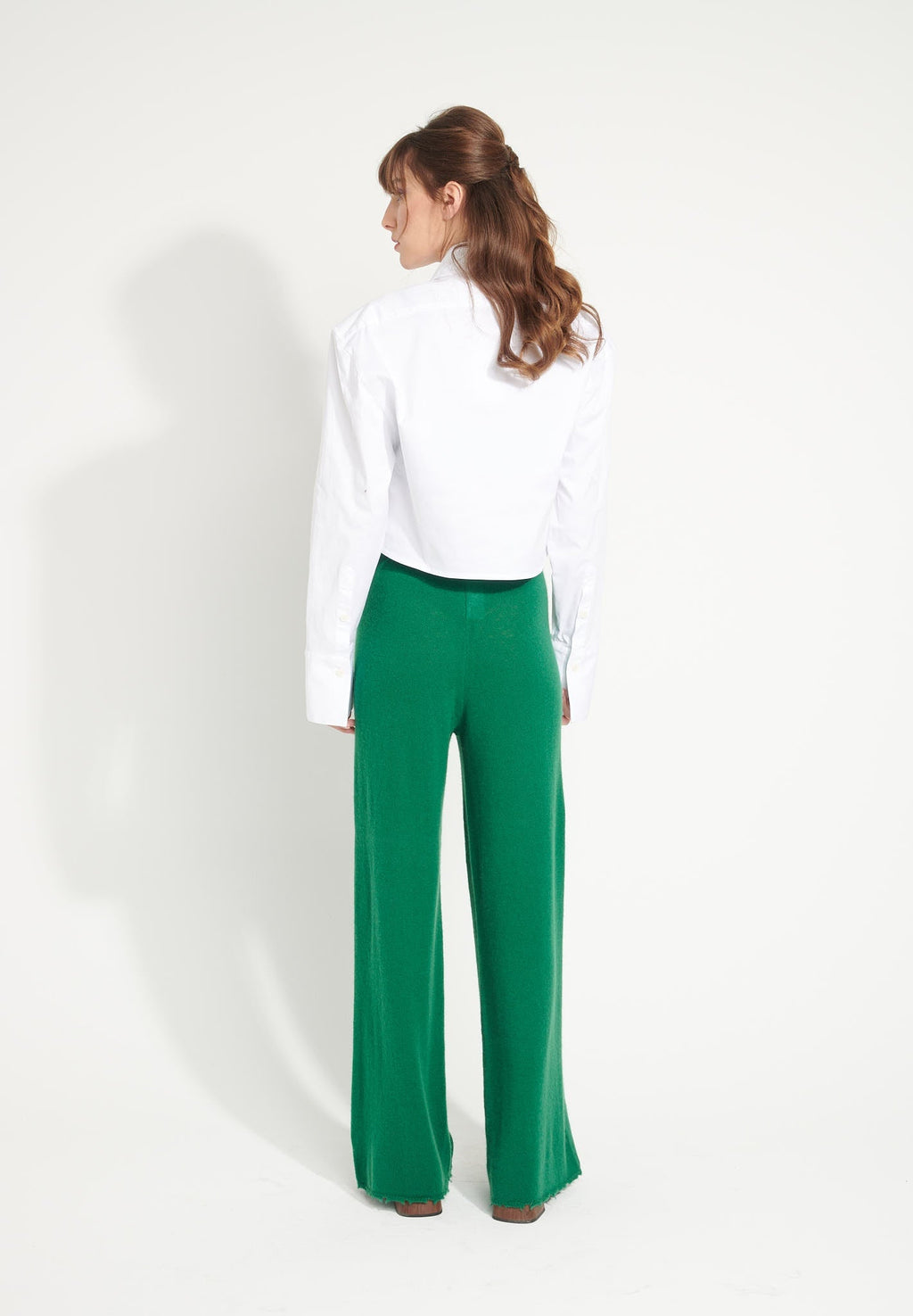 AVA 15 Cashmere pants with emerald green chiselled trim