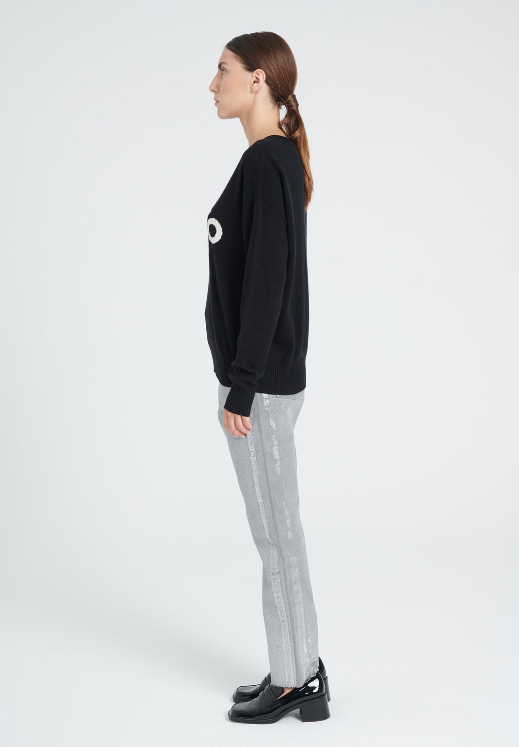 ZAYA 4 "STUDIO 8" round-neck sweater in black cashmere