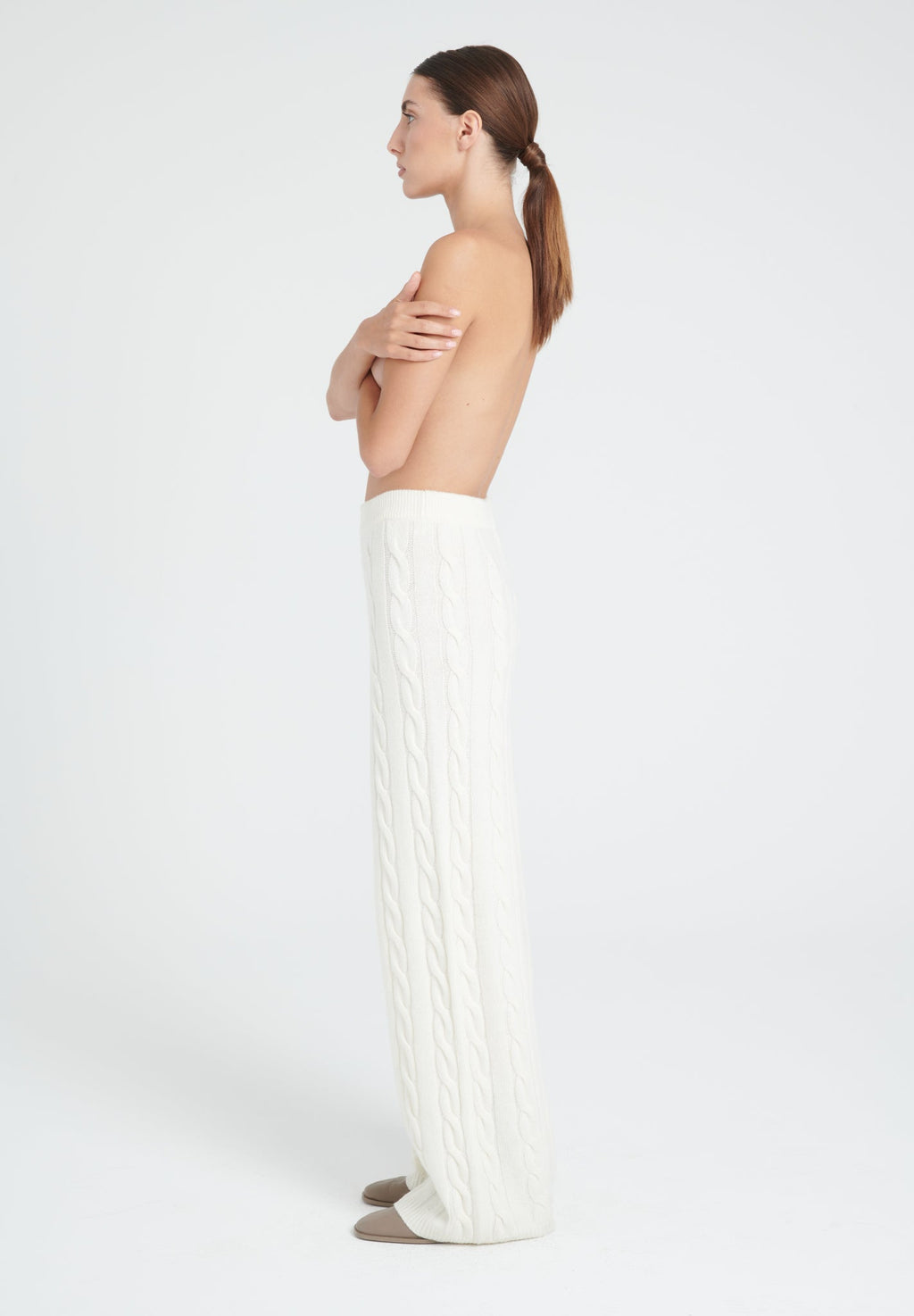 ZAYA 6 Ecru white 6-thread cashmere cable-knit pants