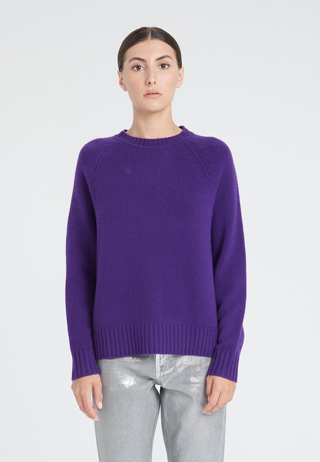 ZAYA 7 6 ply Round-neck cashmere sweater with raglan sleeves in purple