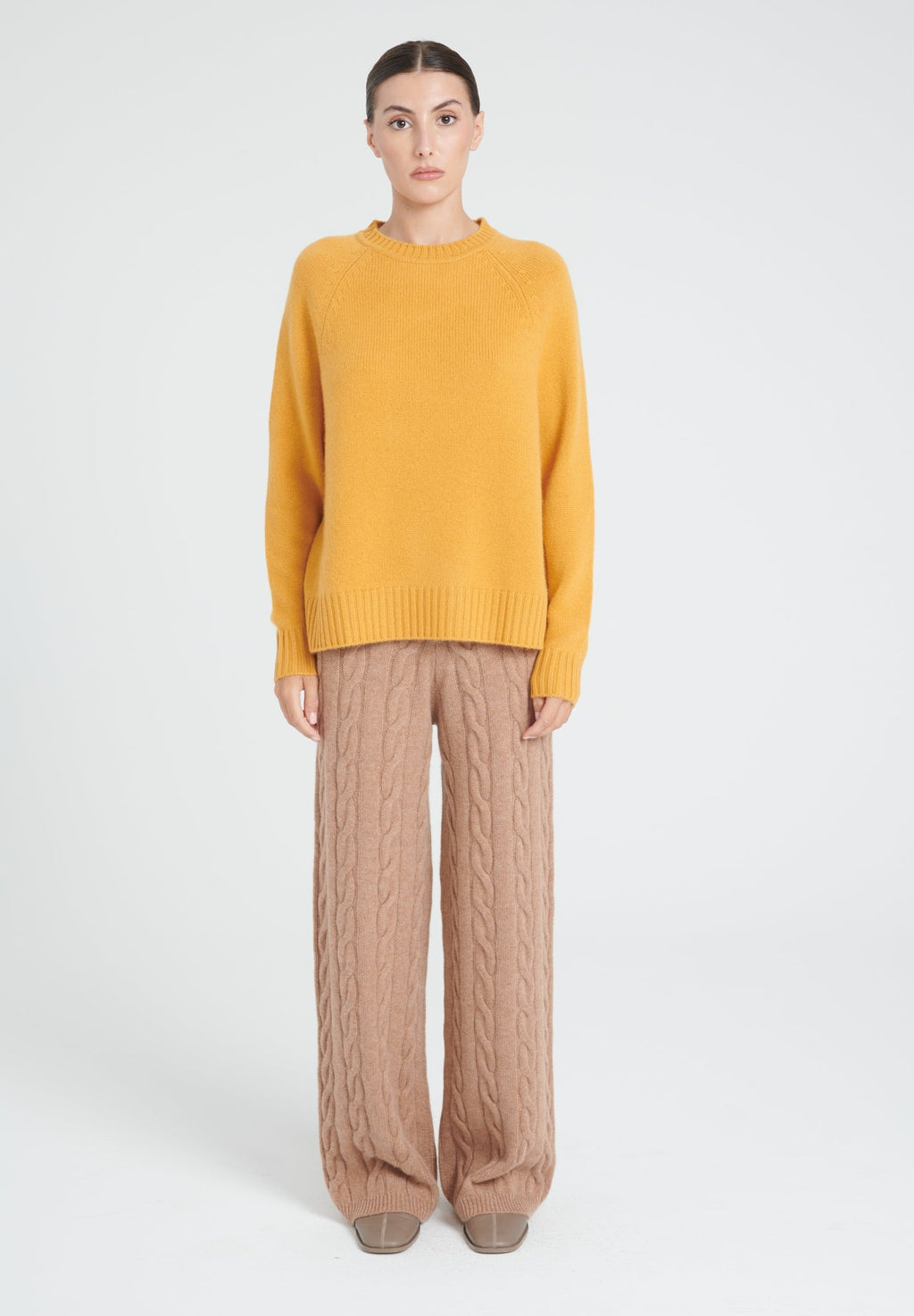 ZAYA 7 6-thread-count cashmere sweater with raglan sleeves in mustard yellow