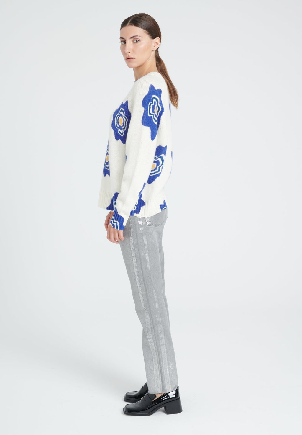 ZAYA 20 Round-neck sweater with raglan sleeves, flower print in ecru 6-thread-count cashmere