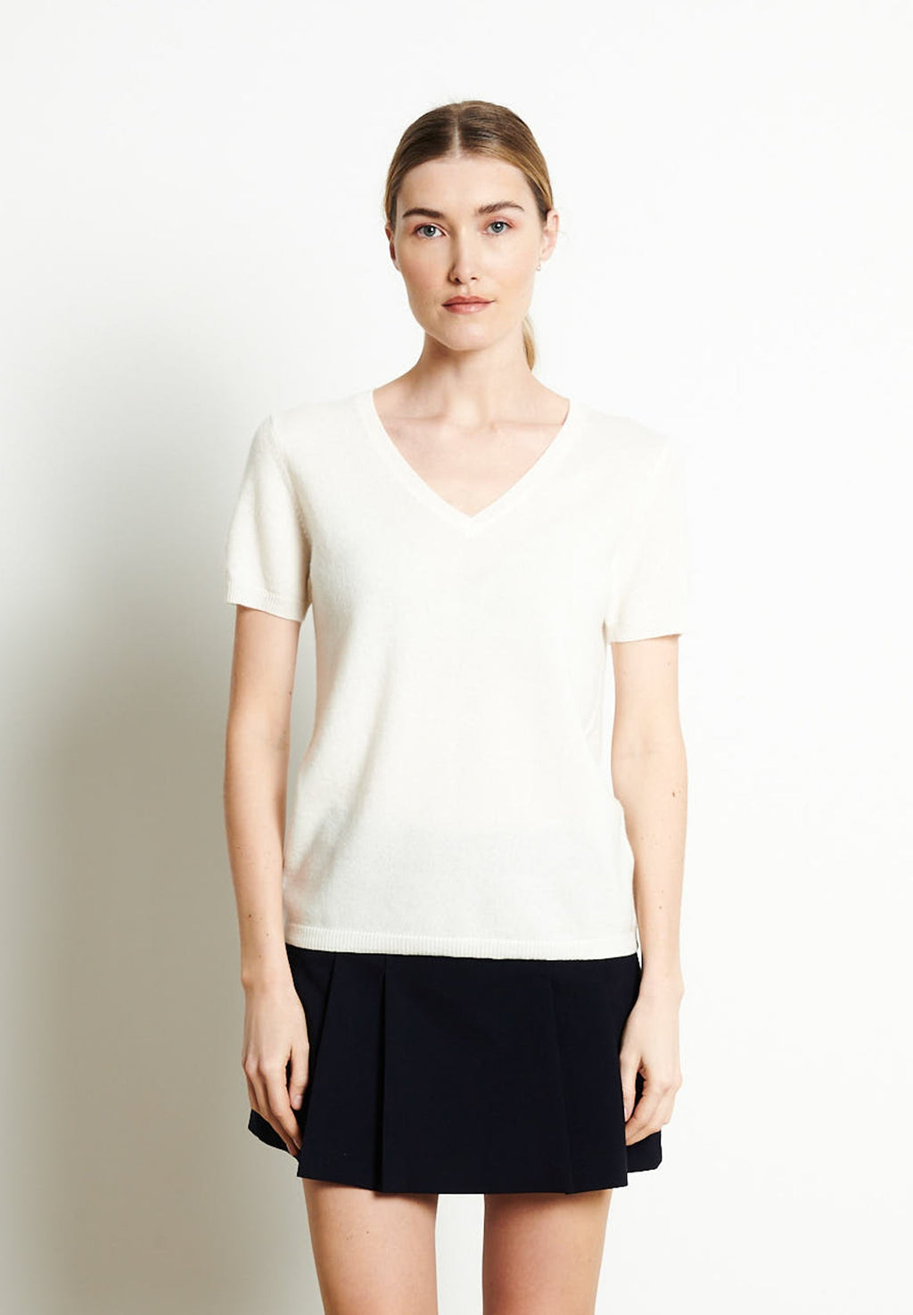 LILLY 14 V-neck cashmere T-shirt short sleeves ecru white