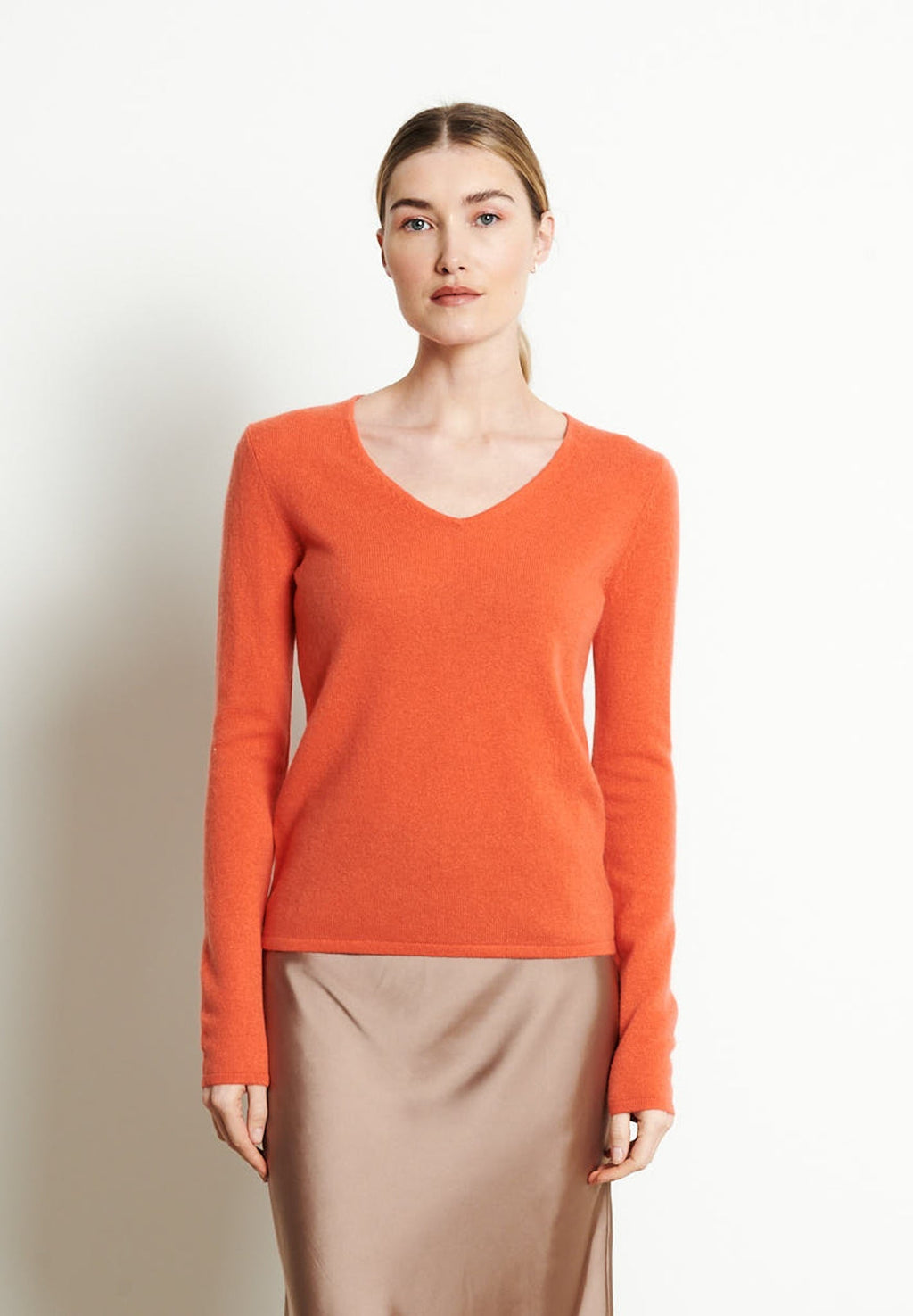 LILLY 2 Tangerine cashmere V-neck sweater