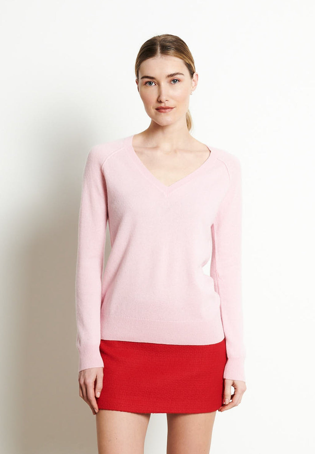 LILLY 6 Cashmere V-neck sweater in baby pink