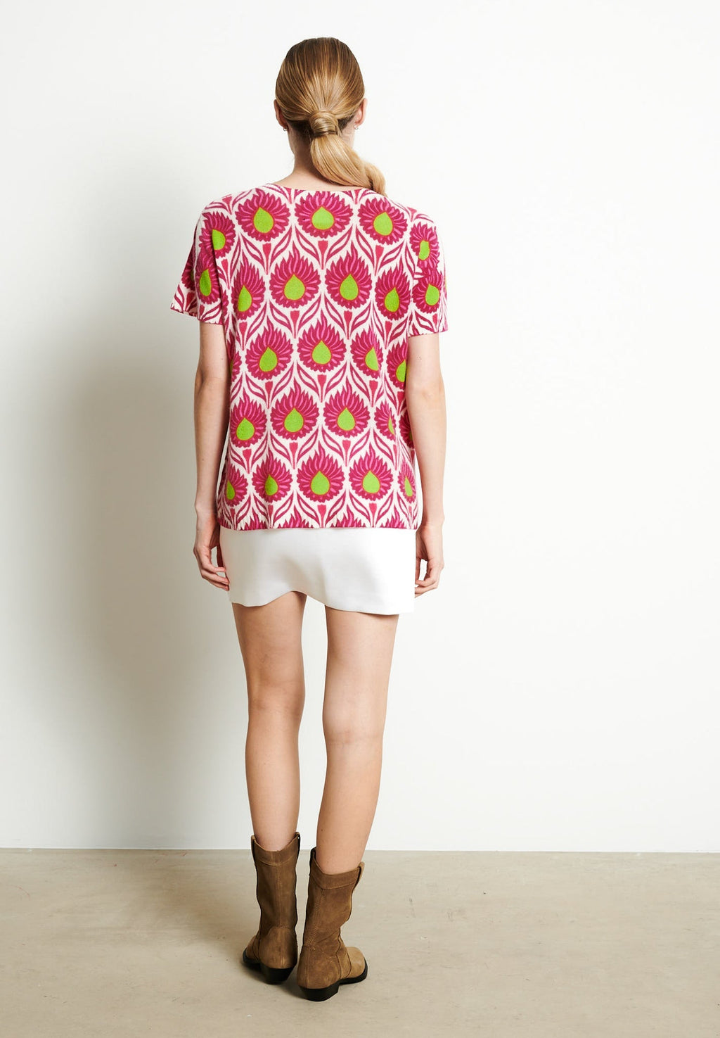 RIA 12 Round-neck T-shirt Floral print in off-white cashmere