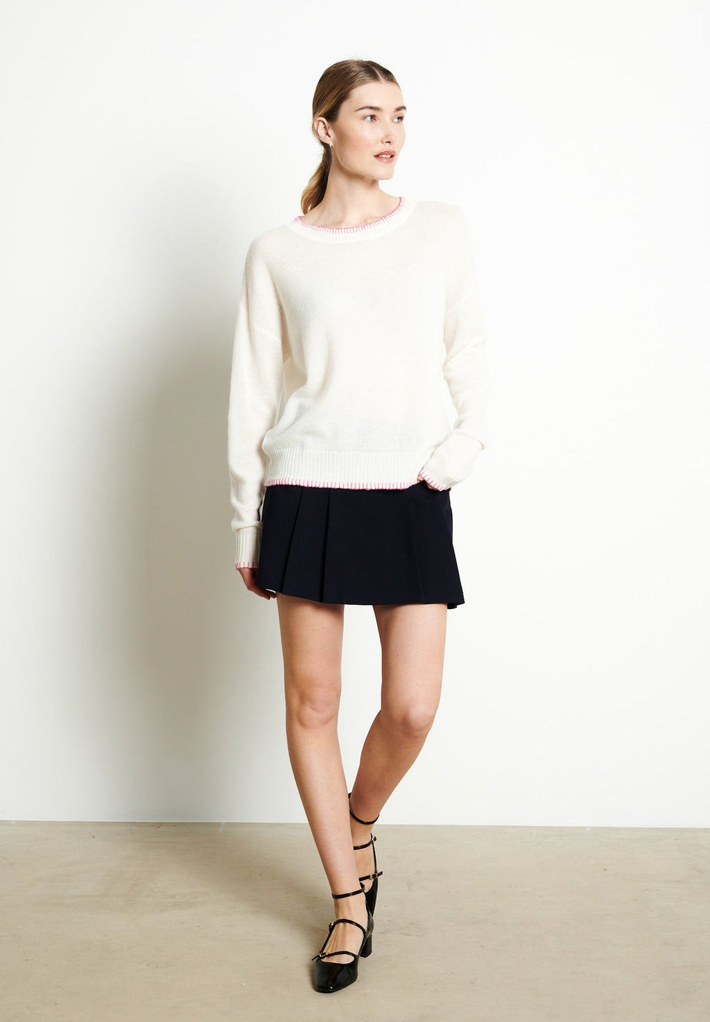 RIA 15 Oversized round neck sweater with visible seam in off-white cashmere