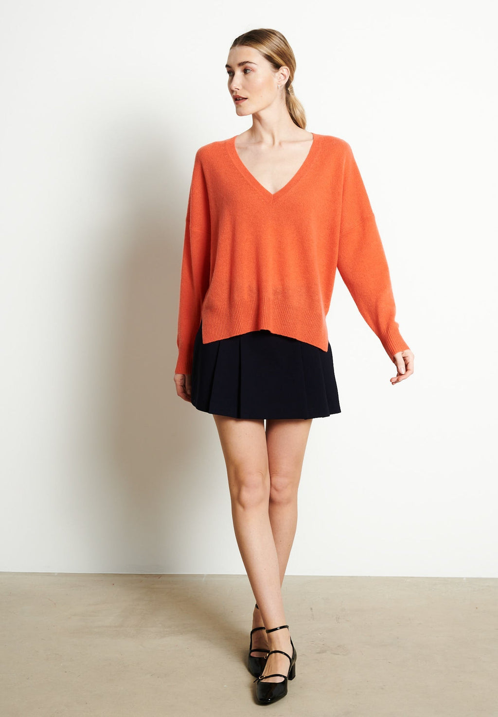 RIA 3 Oversized deep V-neck cashmere sweater in tangerine