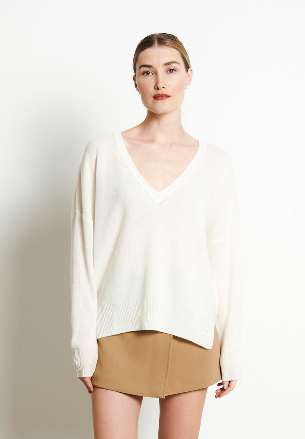 RIA 3 Oversized deep V-neck cashmere sweater in  in off-white