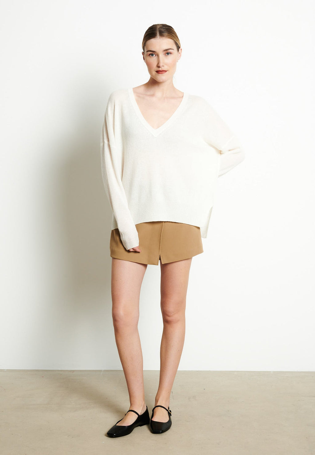 RIA 3 Oversized deep V-neck cashmere sweater in  in off-white