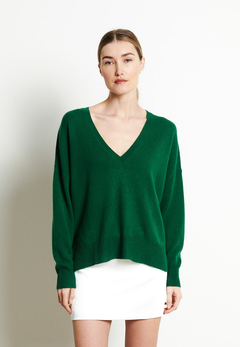 RIA 3 Oversized deep V-neck cashmere sweater in emerald green