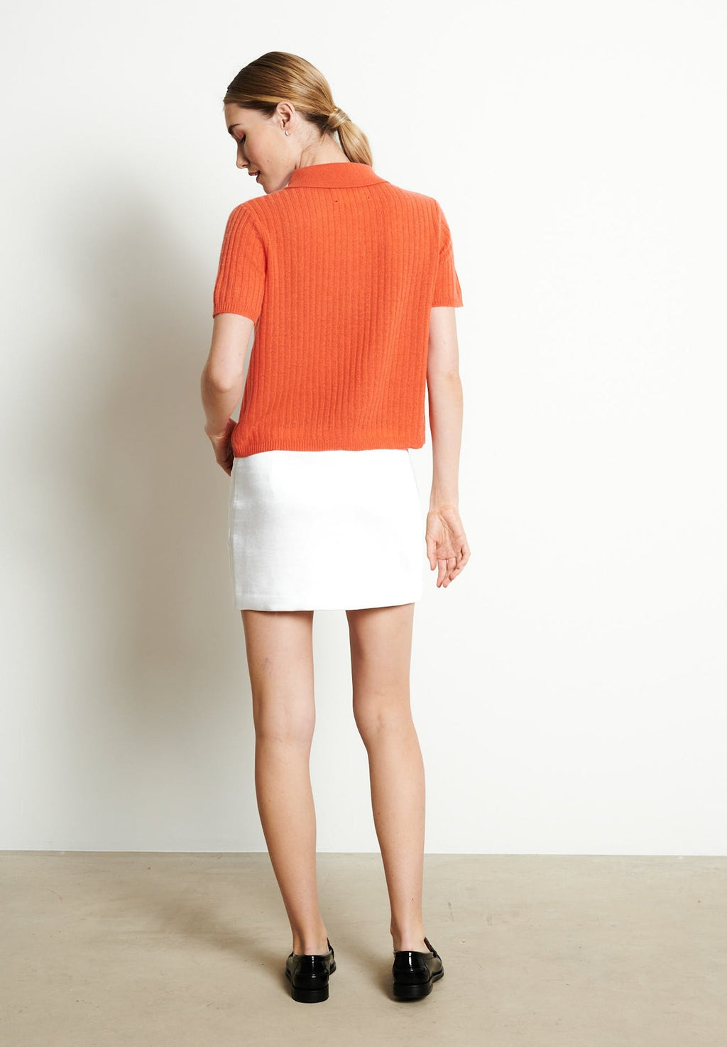 RIA 13 Traditional ribbed croptop polo shirt in tangerine cashmere