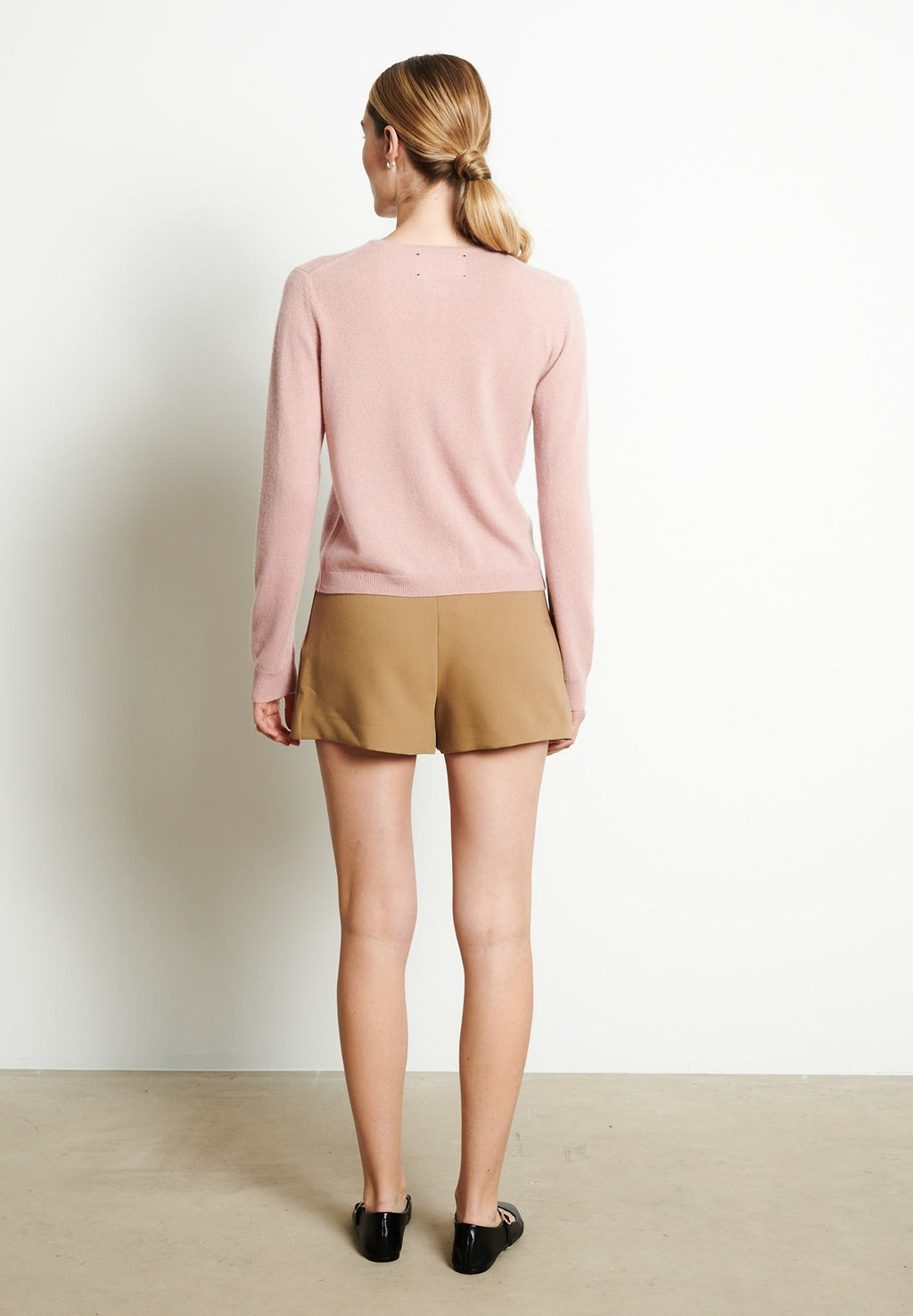 LILLY 4 Round-neck cashmere cardigan in powder pink