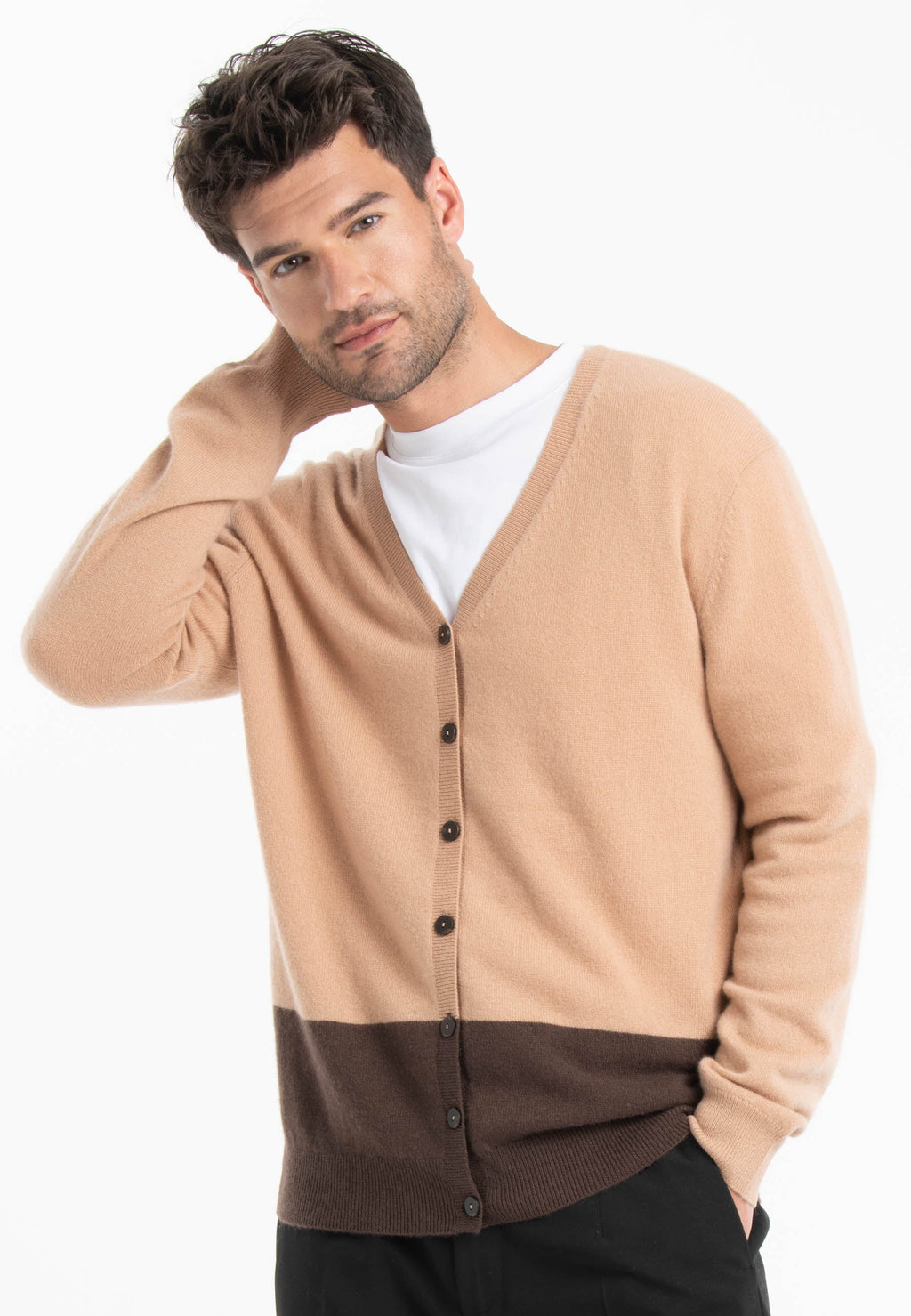 GABI 6 V neck cashmere cardigan in brown/camel