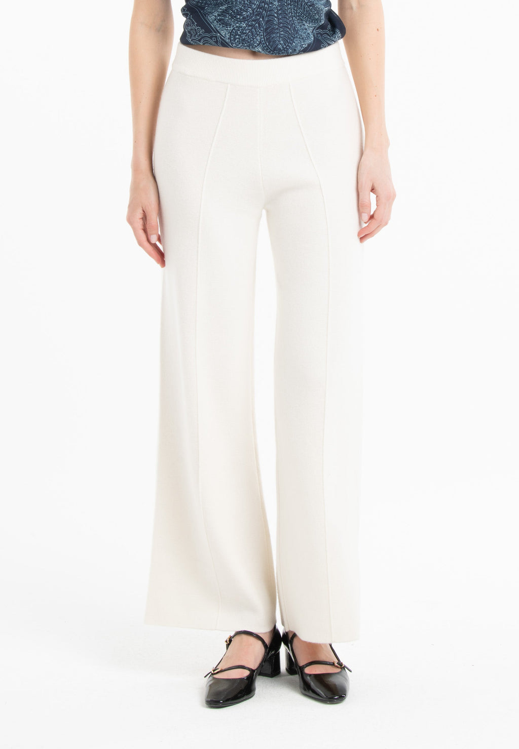 NAMI 25 Cashmere milano knit pants in ecru white