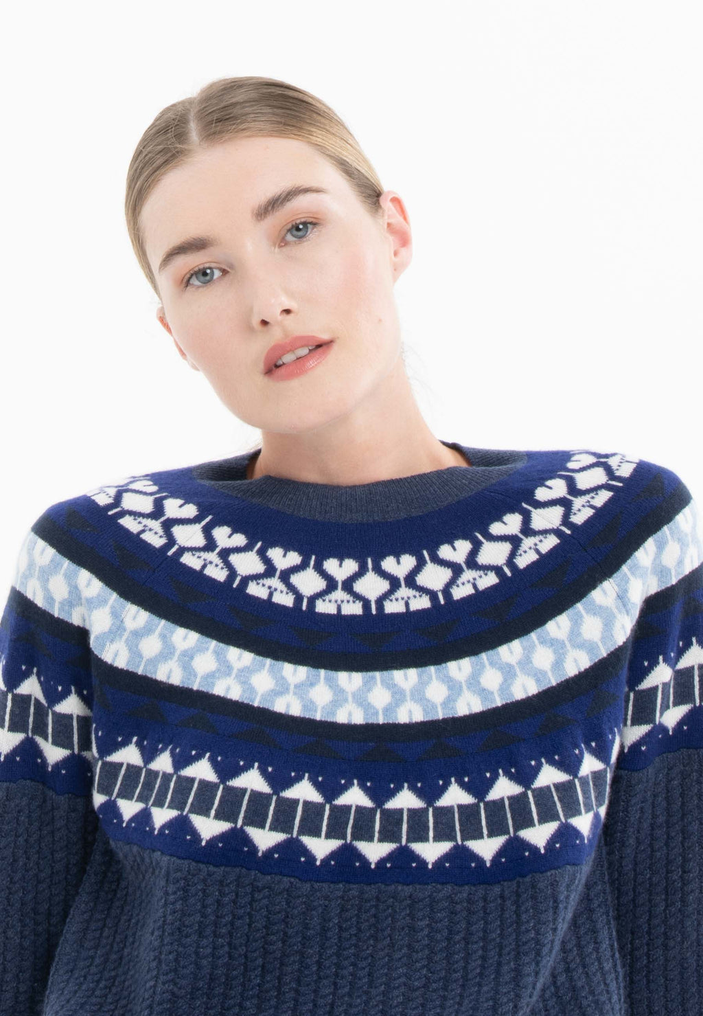 NAMI 26 Round-neck jacquard cashmere sweater multicolored