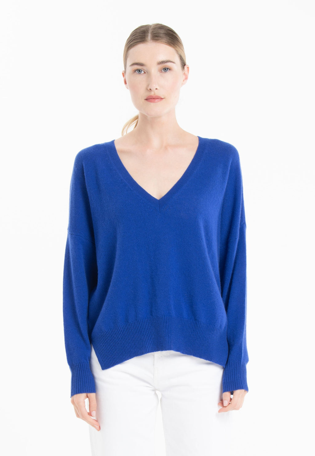 NAMI 23 V-neck cashmere sweater with petrol blue/ecru stripe