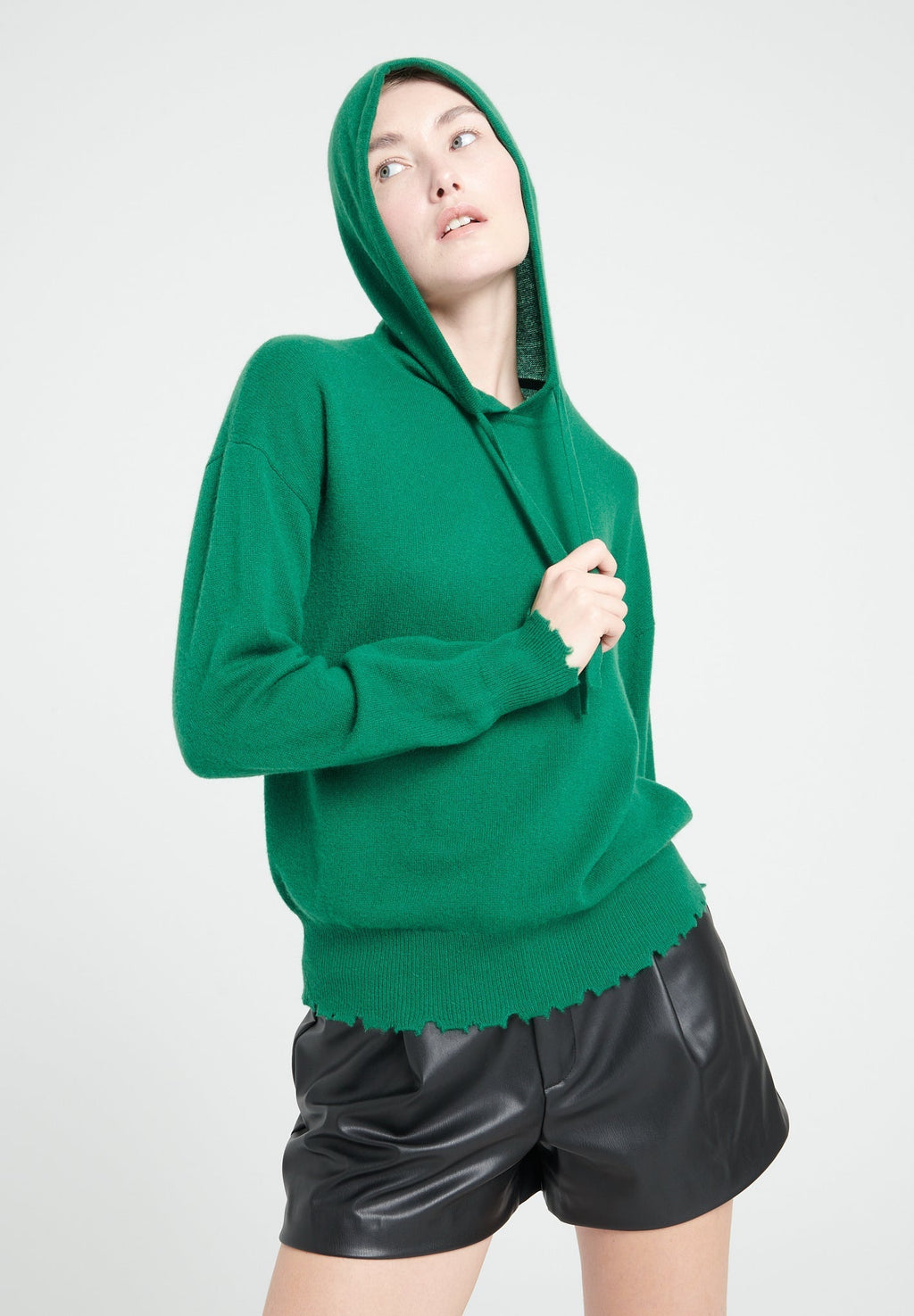 MIA 16 Cashmere hoodie with emerald green chiselled trim