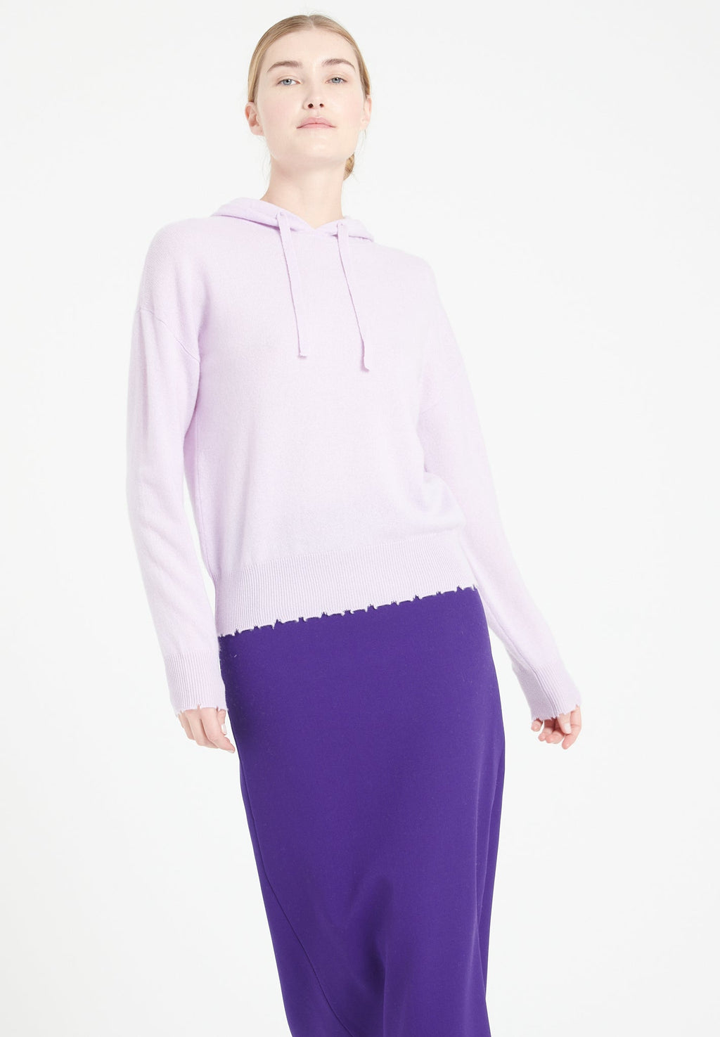 MIA 16 Cashmere hoodie with chiselled lilac trim