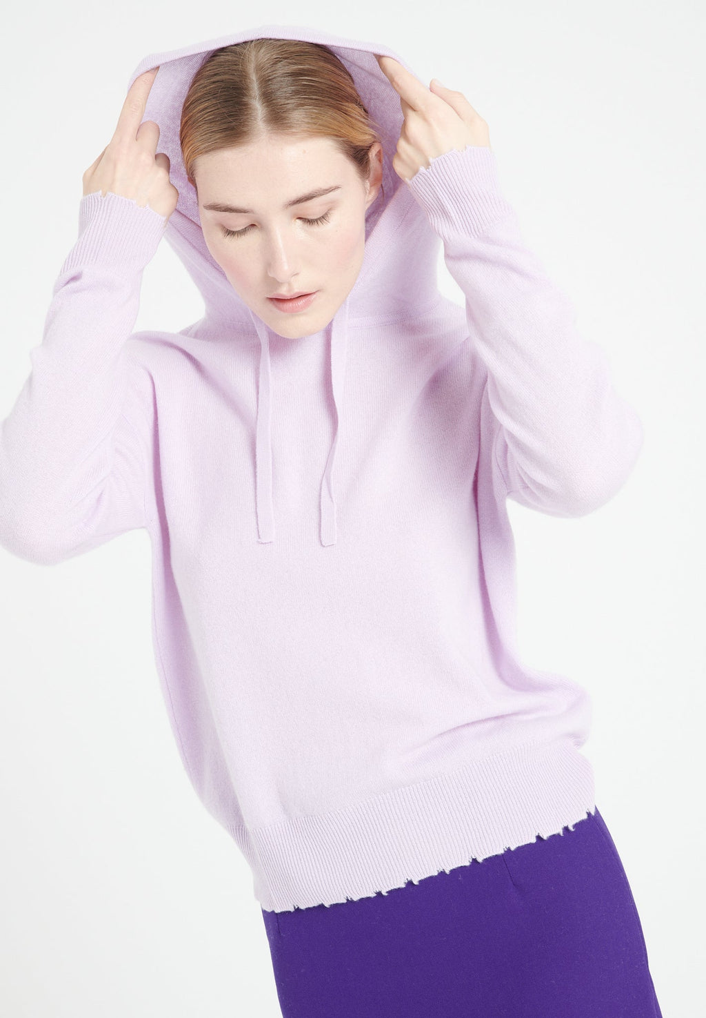 MIA 16 Cashmere hoodie with chiselled lilac trim