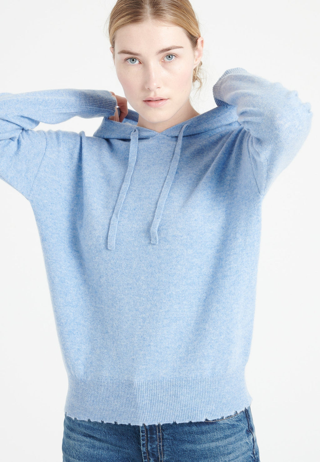 MIA 16 Cashmere hoodie with chiselled finishings, sky blue