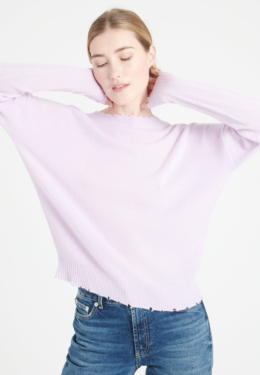 MIA 17 Round-neck cashmere sweater with chiselled lilac trim