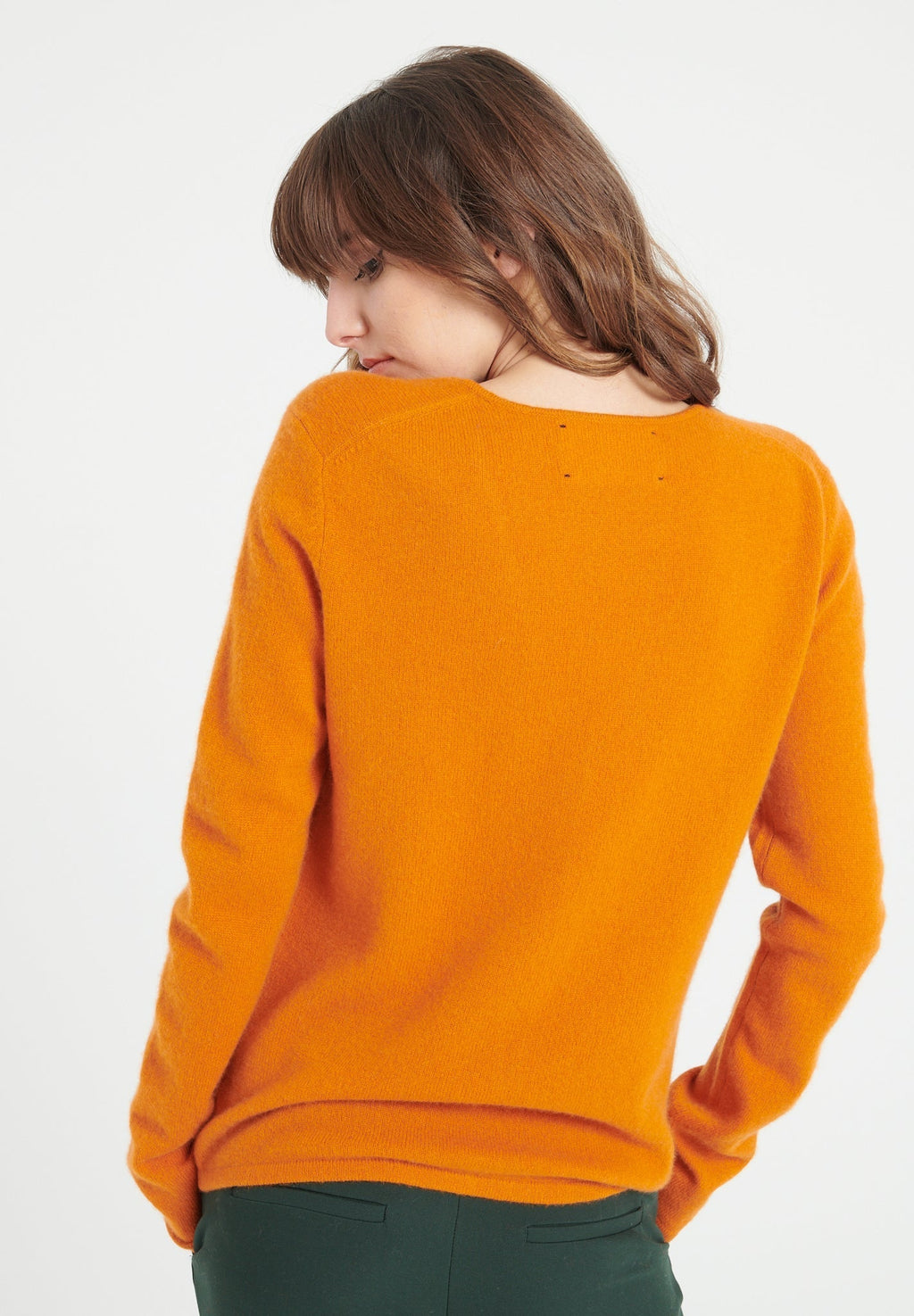 LILLY 7 Pumpkin orange cashmere V-neck cardigan