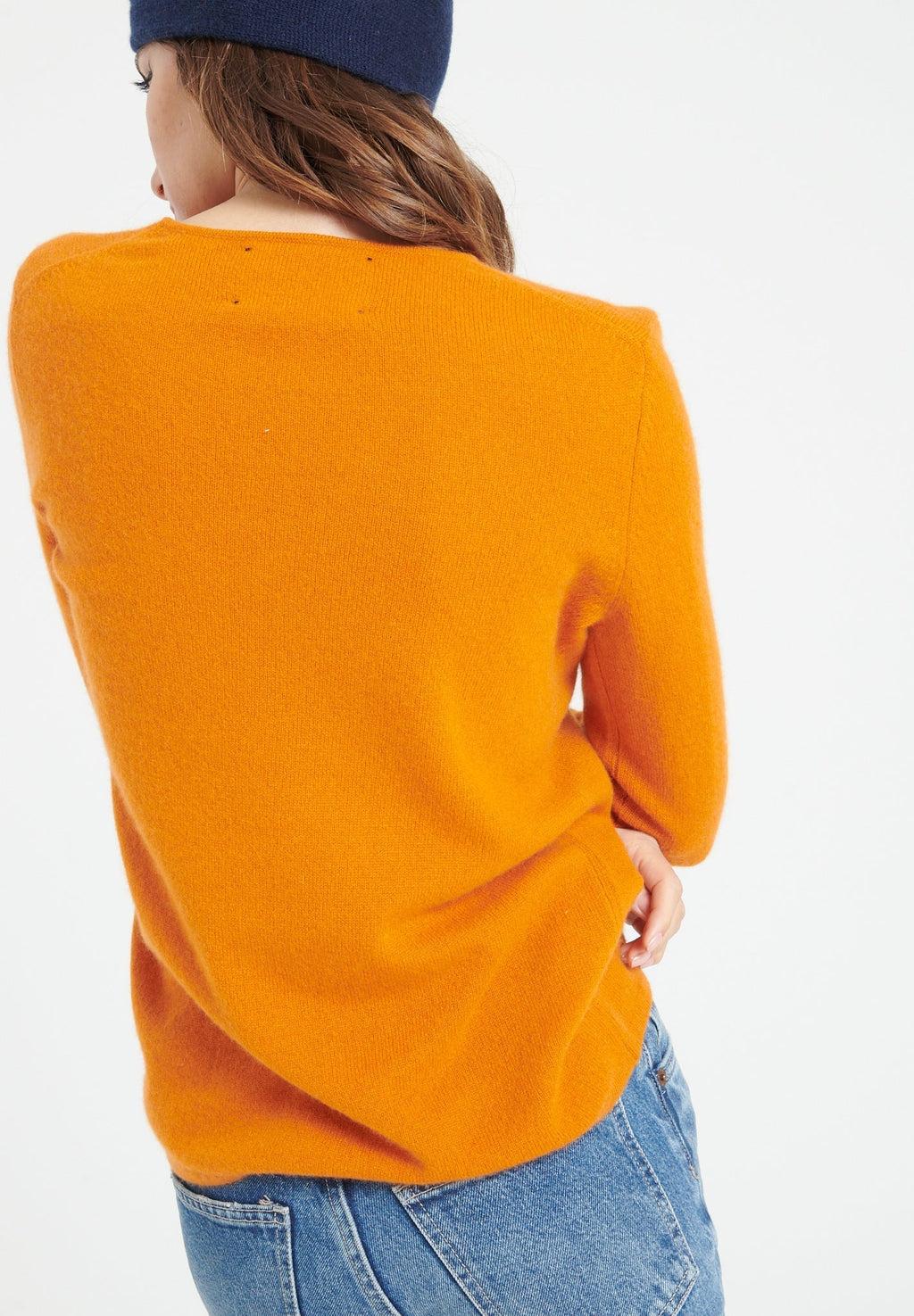 LILLY 2 Pumpkin orange cashmere V-neck sweater