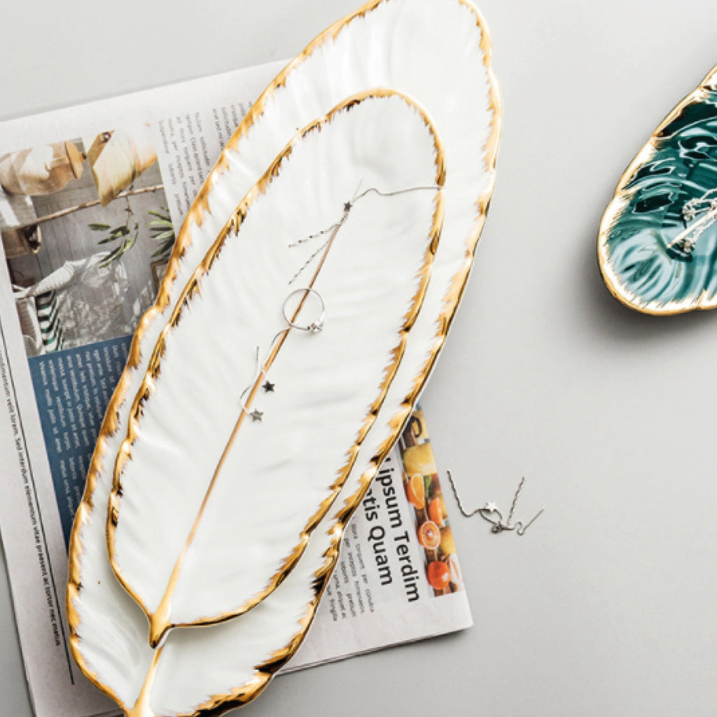 Leaf 10in White Porcelain Plate