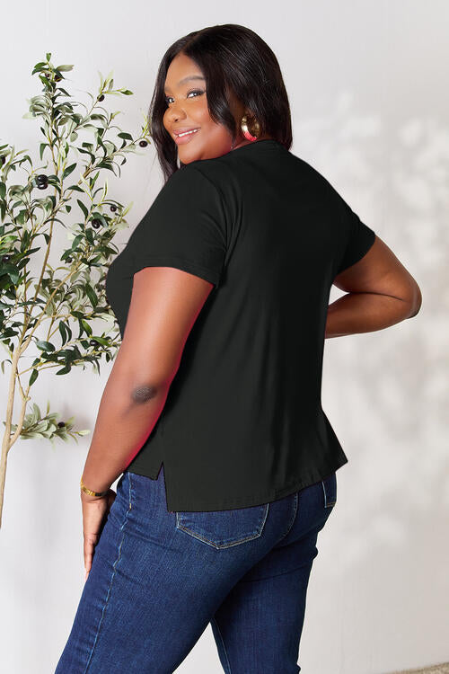 Essential Round Neck Top - Plus (6 Colors Available)